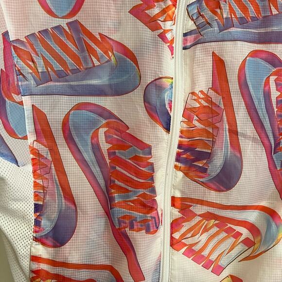 Nike packable rain jacket windbreaker coat - Picture 2 of 7